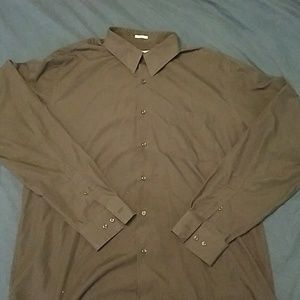 Black Van Heusen dress shirt